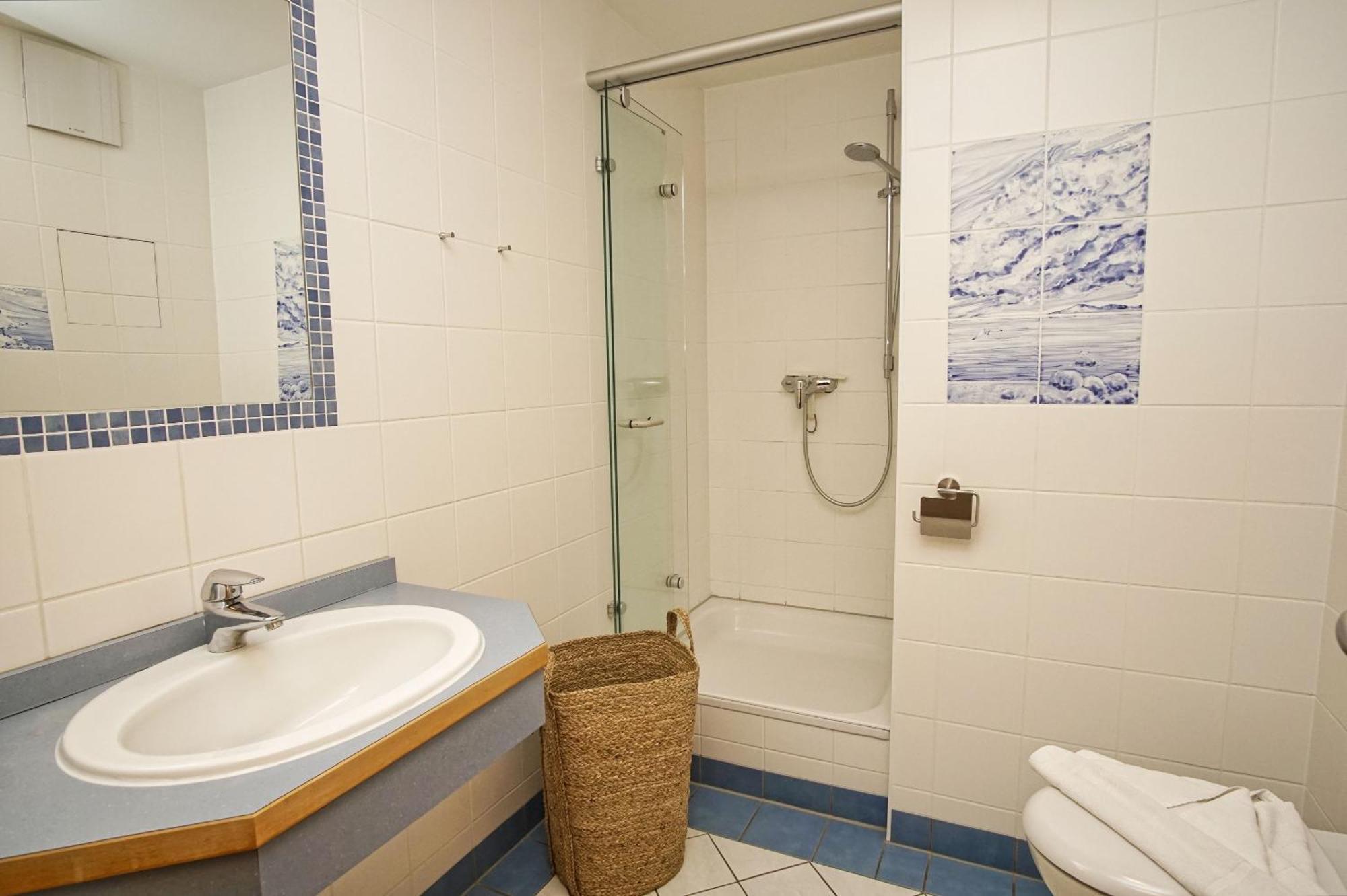 Ferienwohnung Mit Traumhaftem Meerblick - Haus Am Meer Fewo 07 Lohme Buitenkant foto